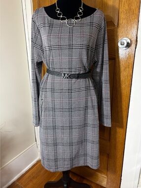 GAP Women’s XL Plaid Long Sleeve  Dress